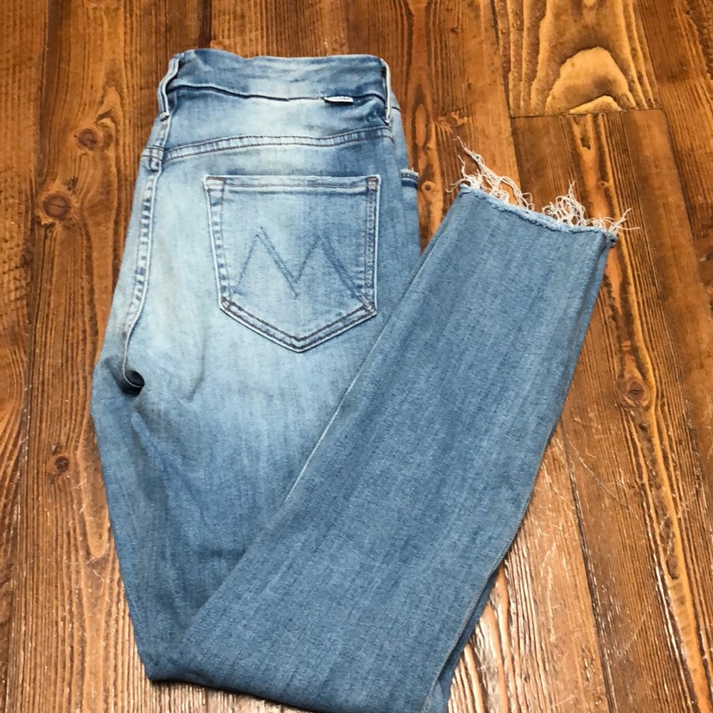 Mother high waisted looker ankle fray sz 29